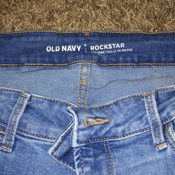 Old Navy Rockstar Jeans - Picture 3 of 4